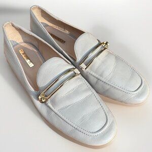 (8.5) TAHARI “Salty” Light Gray Leather Loafers